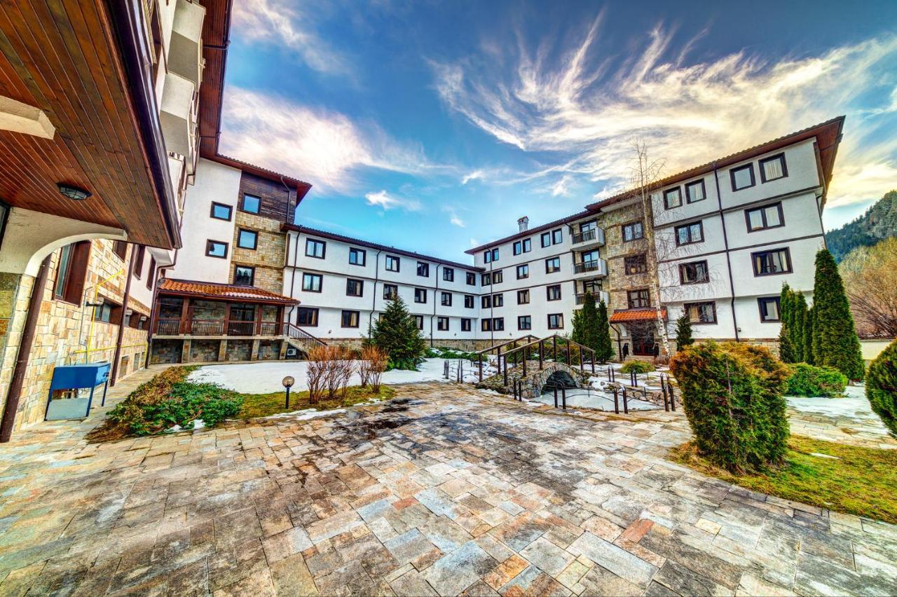 Aparthotel Silver Hills Free Parking Смолян Экстерьер фото