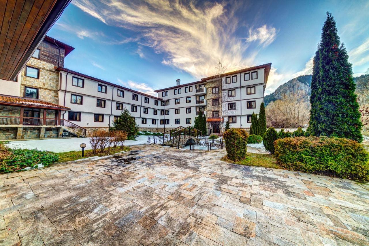Aparthotel Silver Hills Free Parking Смолян Экстерьер фото