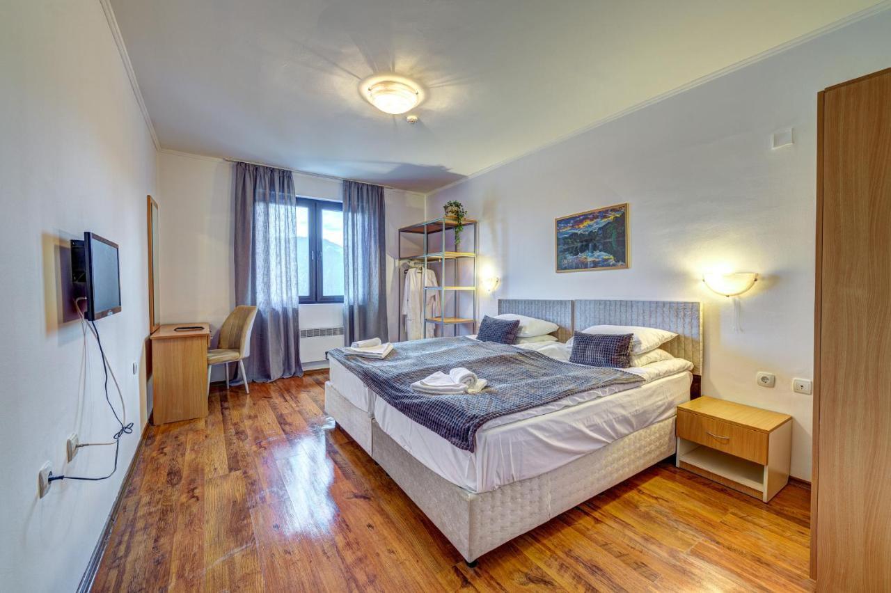 Aparthotel Silver Hills Free Parking Смолян Экстерьер фото