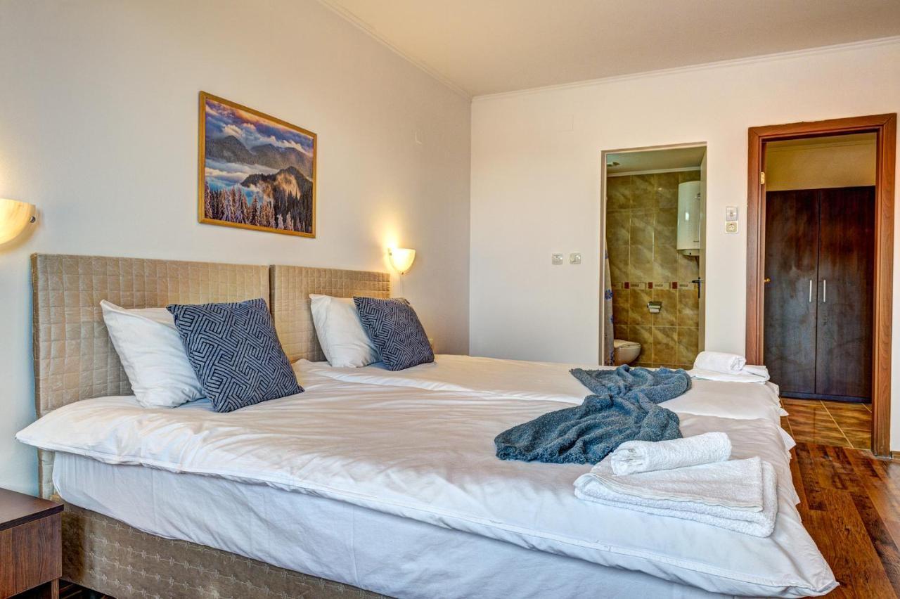 Aparthotel Silver Hills Free Parking Смолян Экстерьер фото